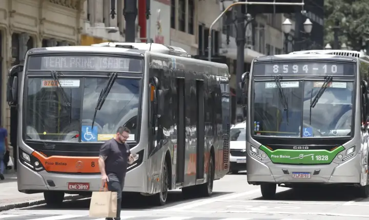 Inflação oficial chega a 0,88% em março, diz IBGE 
