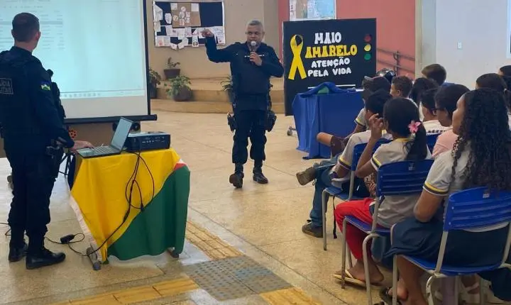 Polícia Militar realiza ação educativa sobre o Maio Amarelo em escola do Distrito de Rio Pardo